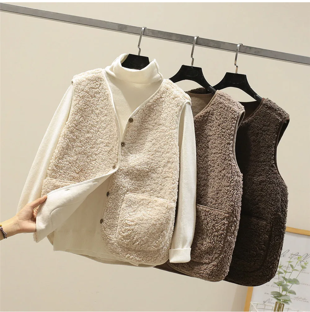 Elegant Women's Cardigan