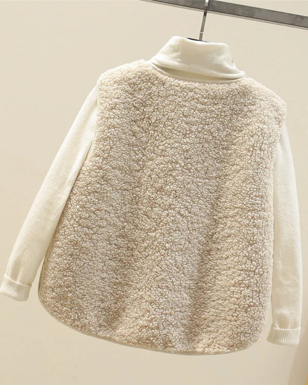 Elegant Women's Cardigan
