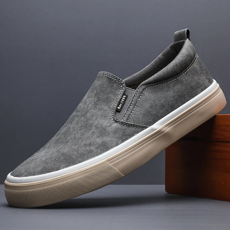 Elegantes zapatillas de lona
