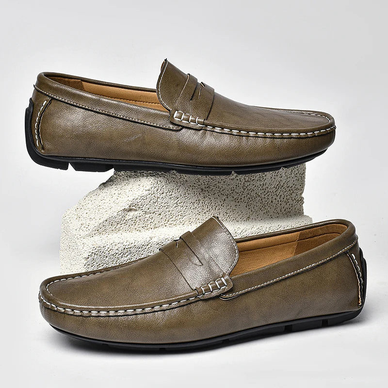 Mocassins bateau en cuir chic