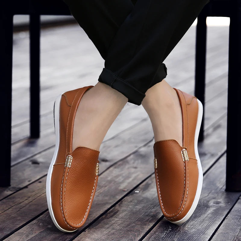 Zapatos de vestir elegantes de piel sin cordones