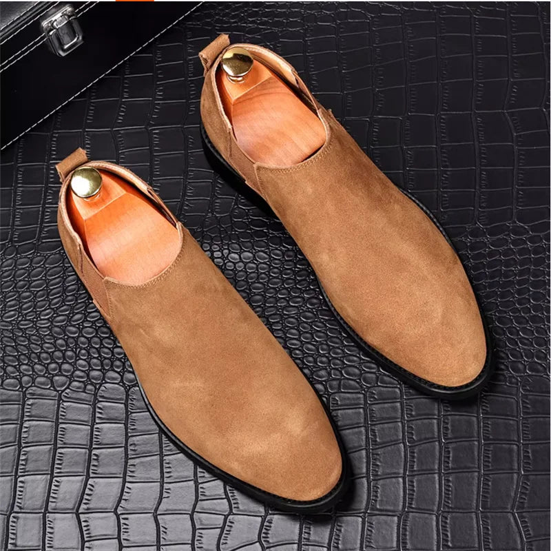 Bottes Chelsea élégantes en daim