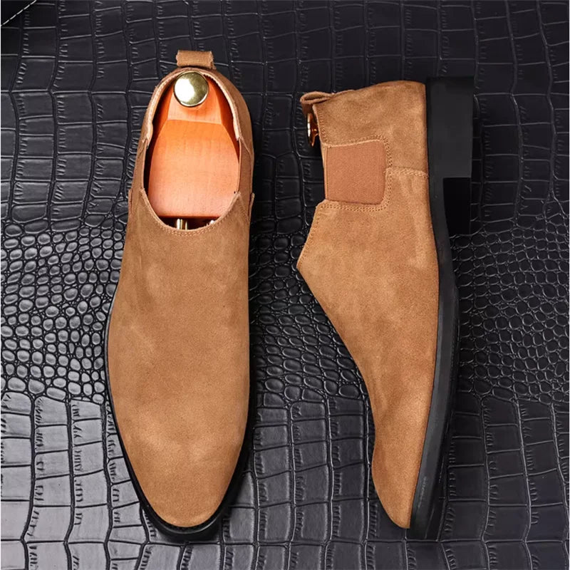 Bottes Chelsea élégantes en daim
