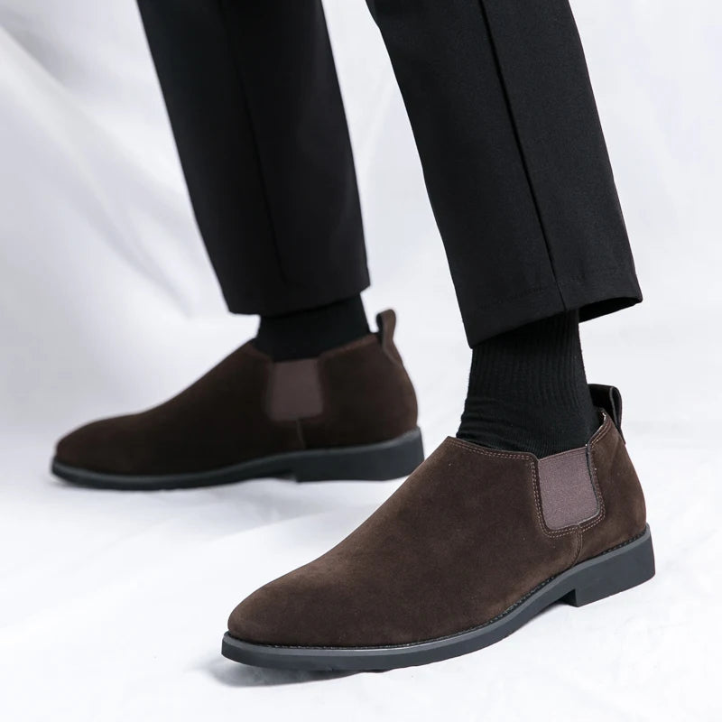 Chaussures élégantes en daim à l'anglaise