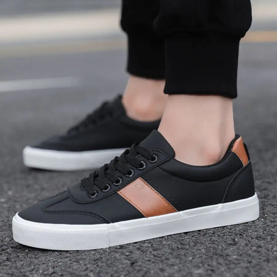 Elegante Leder-Sneaker
