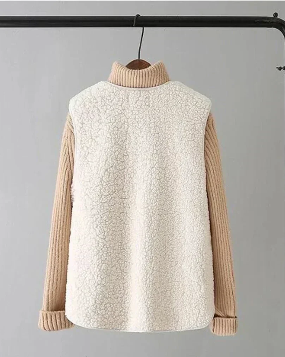 Elegant Women's Cardigan