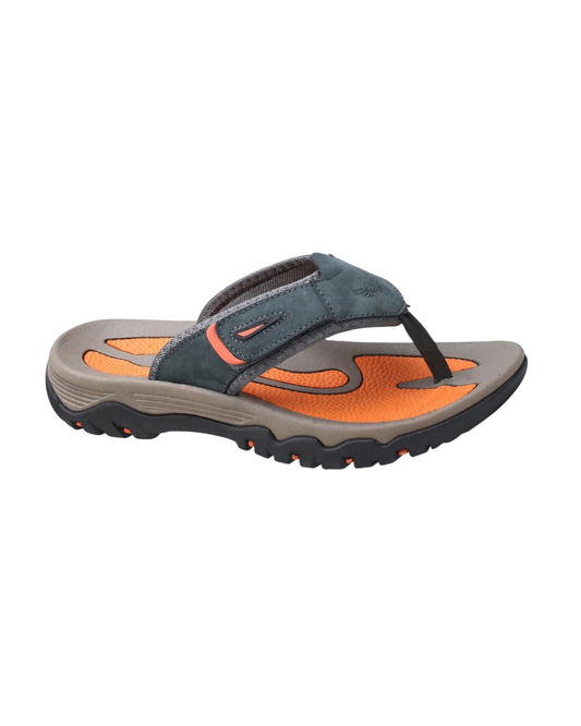 Sandálias de couro elegantes