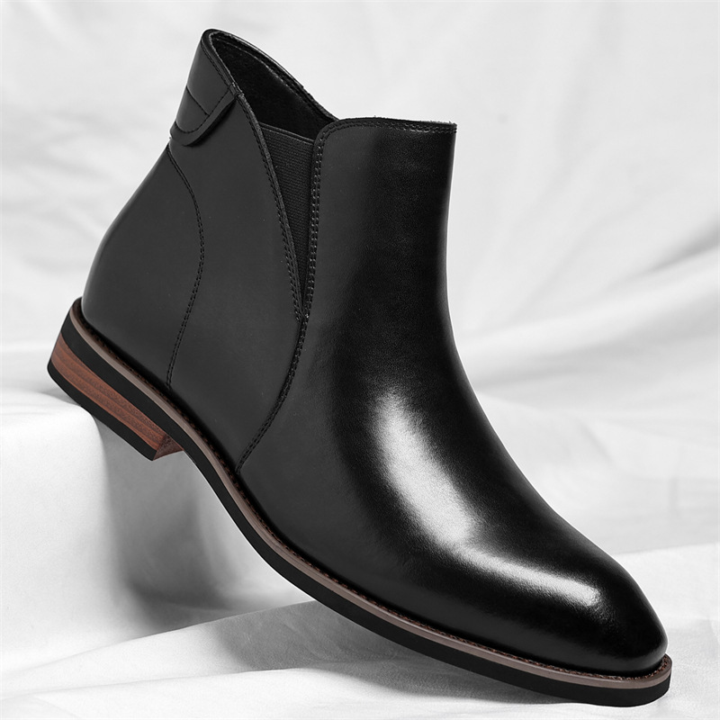 Elegant Leather Chelsea Boots