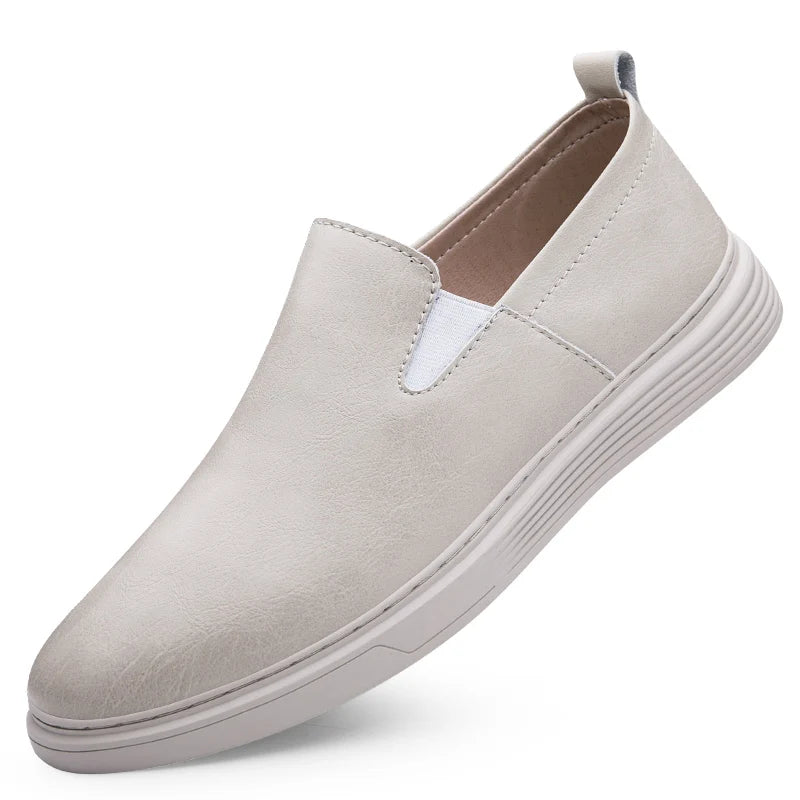 Sapatos Slip-On em pele