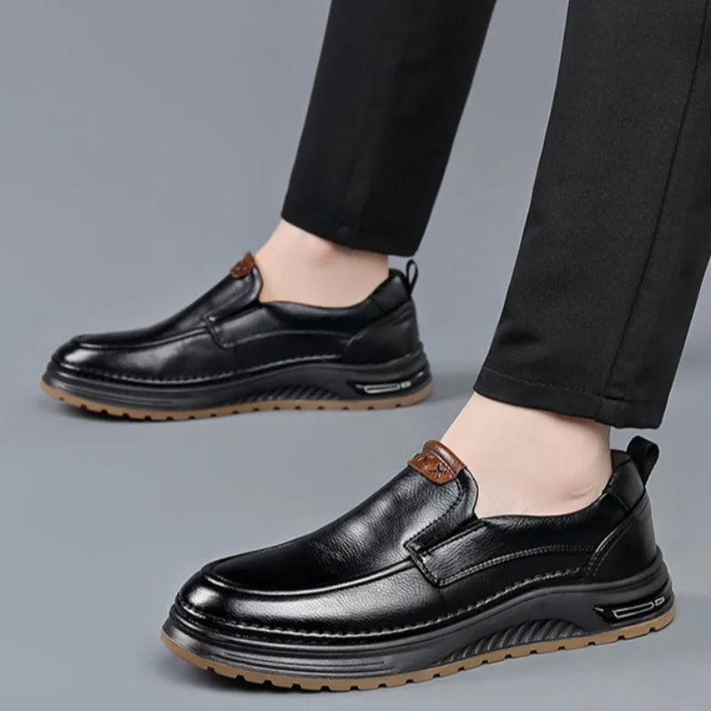 Chaussures de marche élégantes en cuir