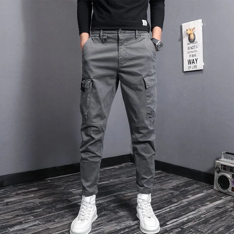 Eleganti pantaloni cargo da uomo