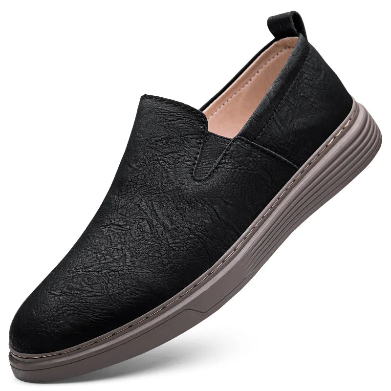 Sapatos Slip-On em pele