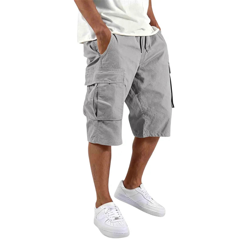 Short élégant à multiples poches