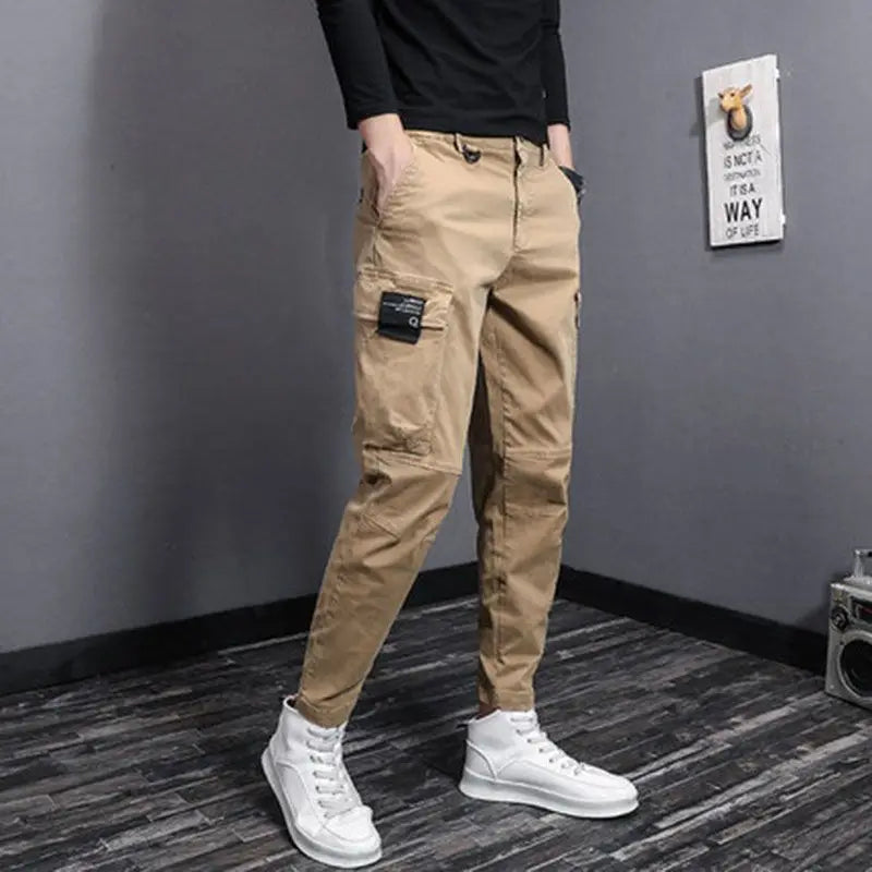 Eleganti pantaloni cargo da uomo