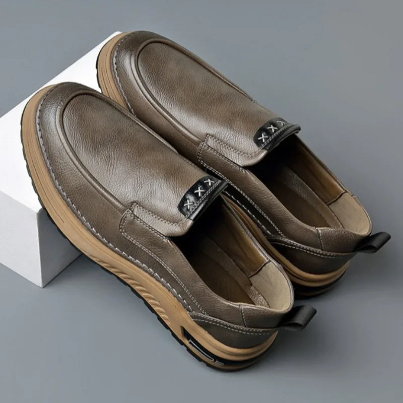 Chaussures de marche élégantes en cuir