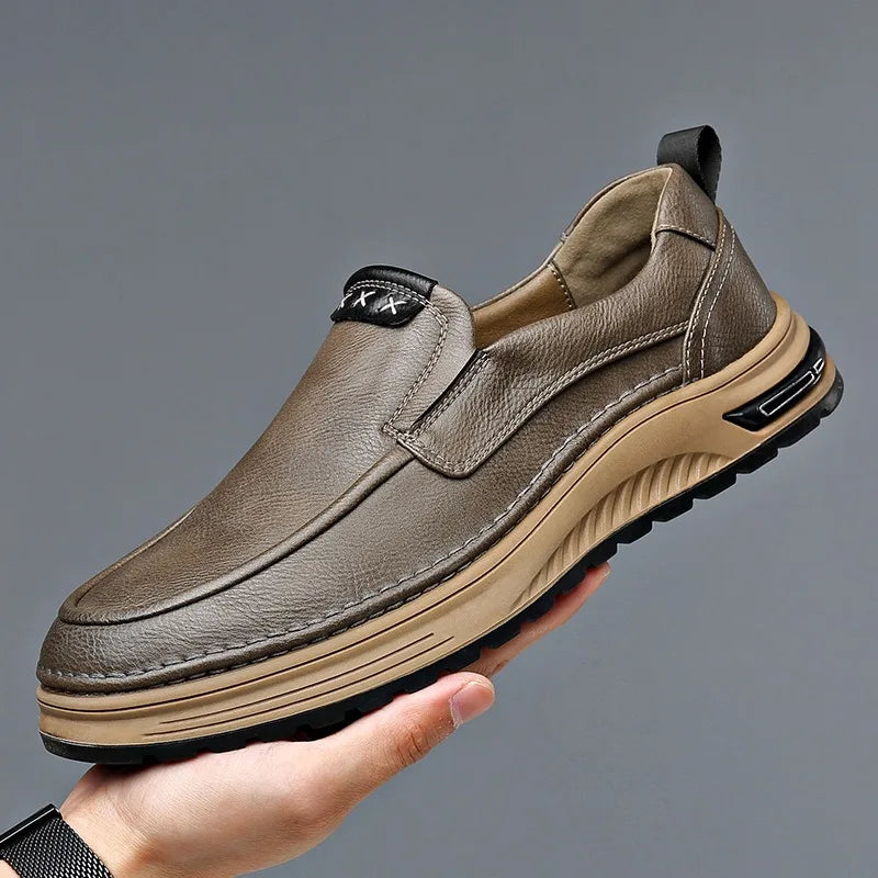 Chaussures de marche élégantes en cuir