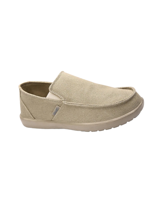 Sapatos elegantes de lona sem atacadores