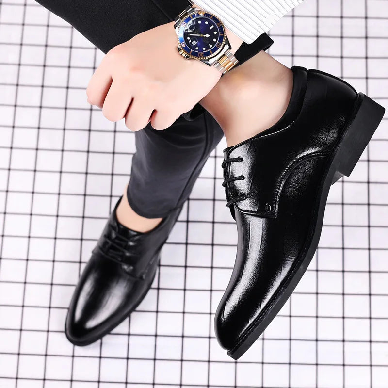 Eleganti scarpe britanniche in pelle