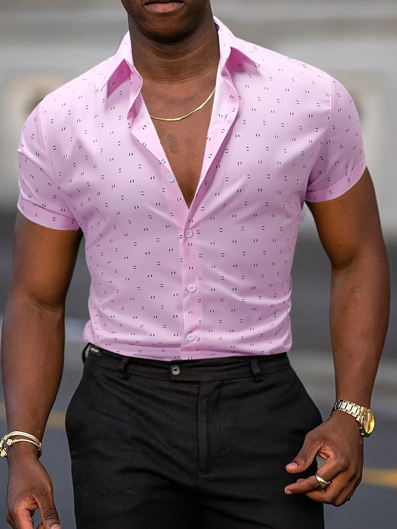 Chemise élégante à manches courtes