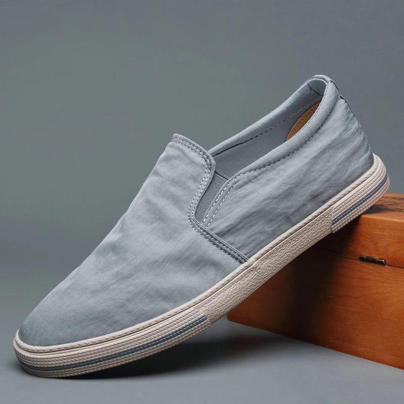 Scarpe slip-on casual in tela