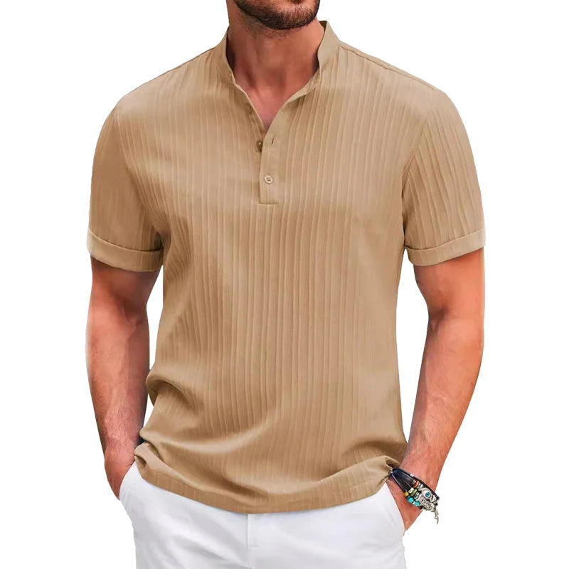 Elegante camicia da uomo a maniche corte
