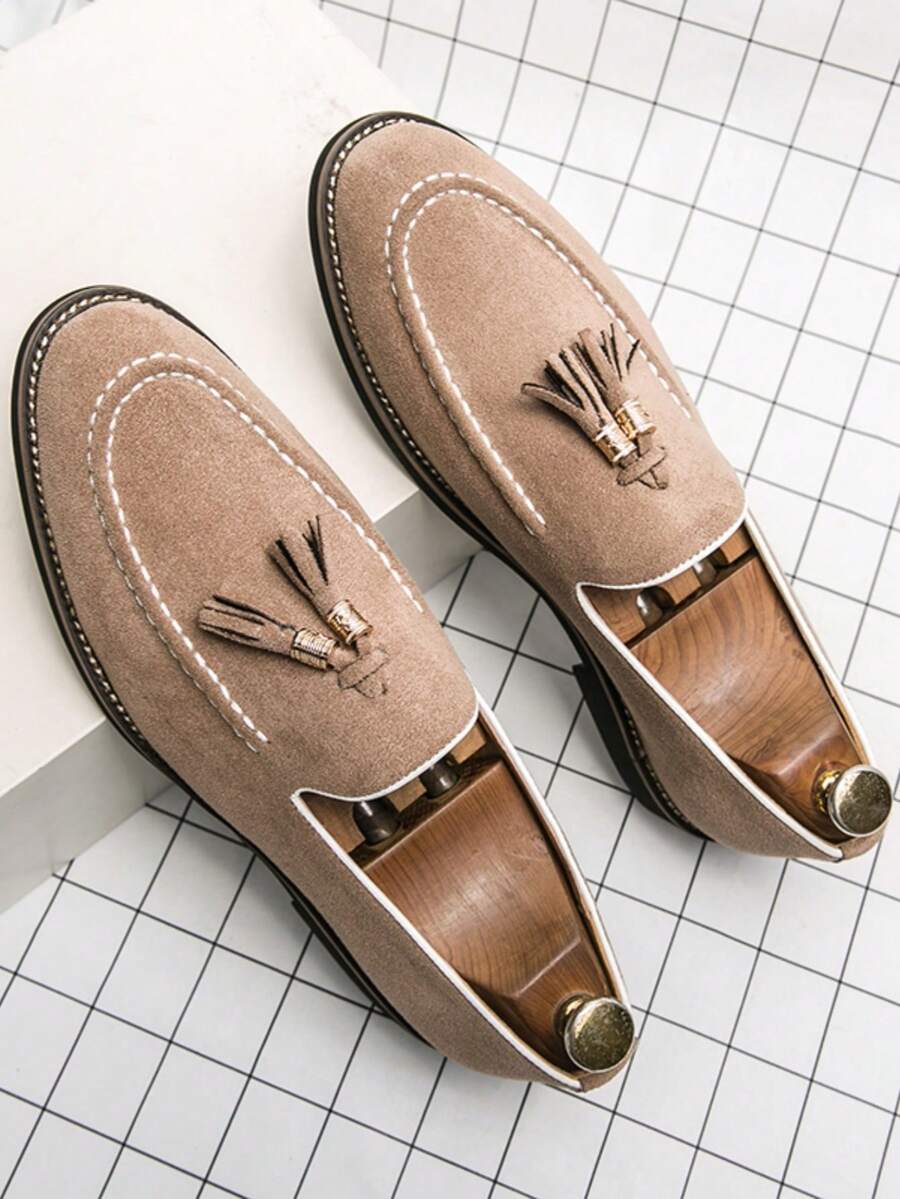 Elegant Suede Tassel Loafers