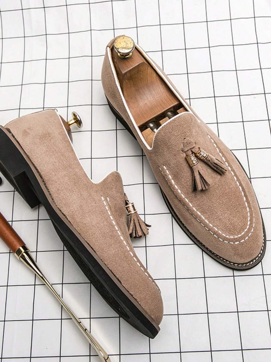 Elegant Suede Tassel Loafers