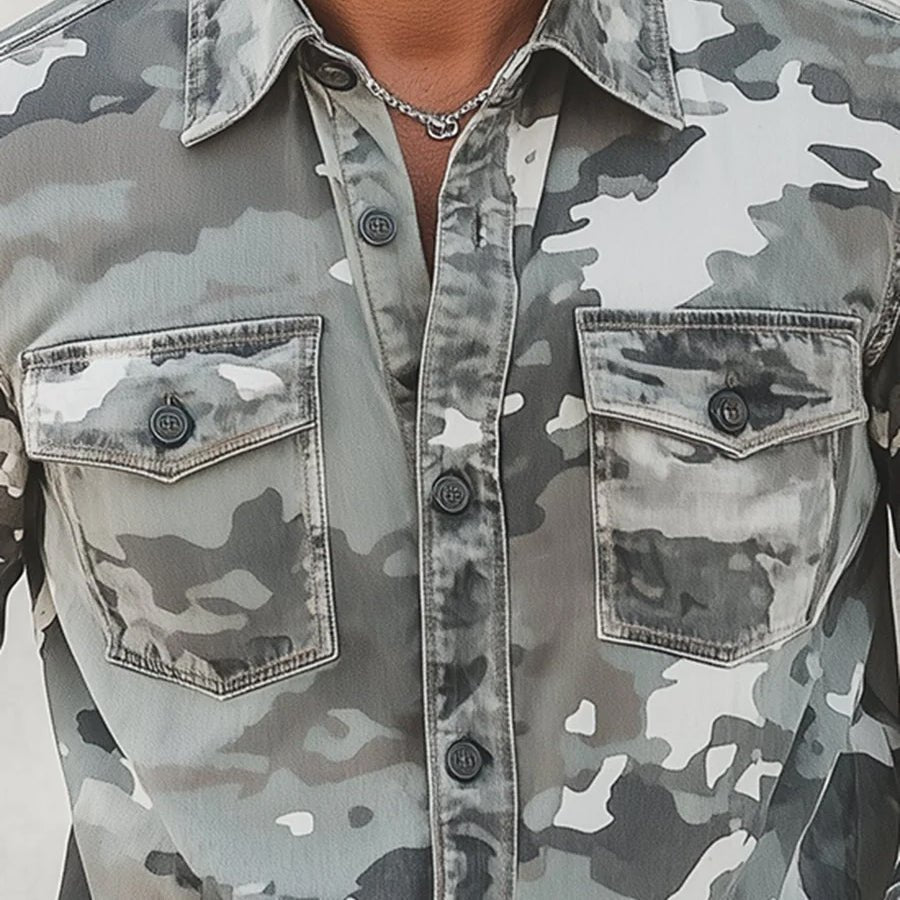 Elegante camicia da uomo in stile mimetico
