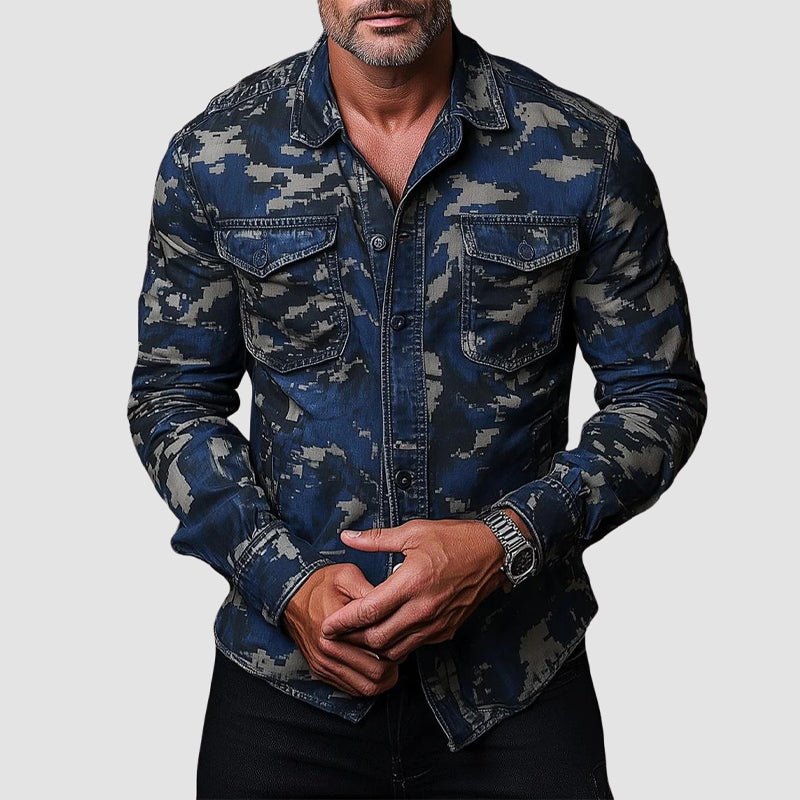 Elegante camicia da uomo in stile mimetico
